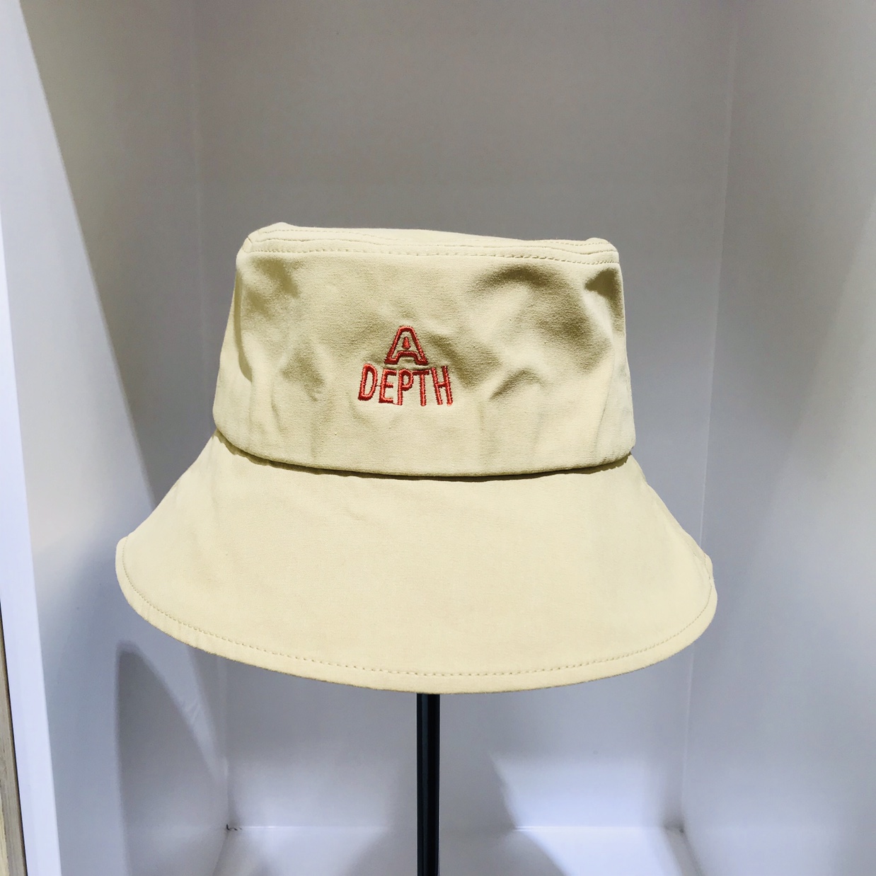 Fashion trend alphabet joker fisherman hat Specification drawing