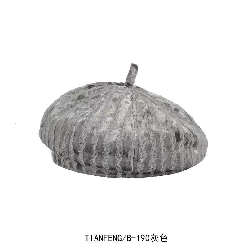 Beret lady spring and autumn Korean web celebrity octagonal hat day art versatile pumpkin hat retro British velvet hat trend full figure