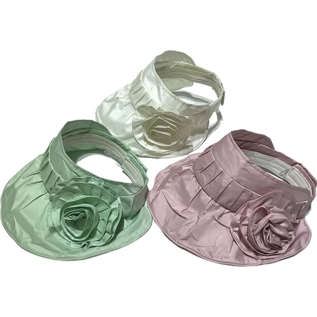 Flower empty hat sun hat full figure